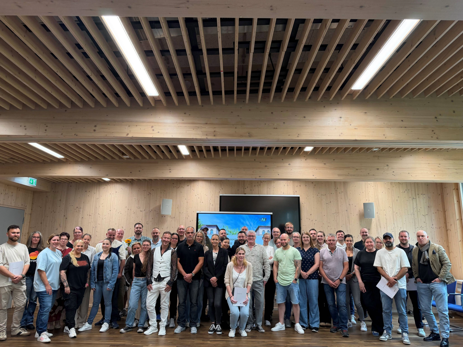 Gruppenbild der Abschlussklassen