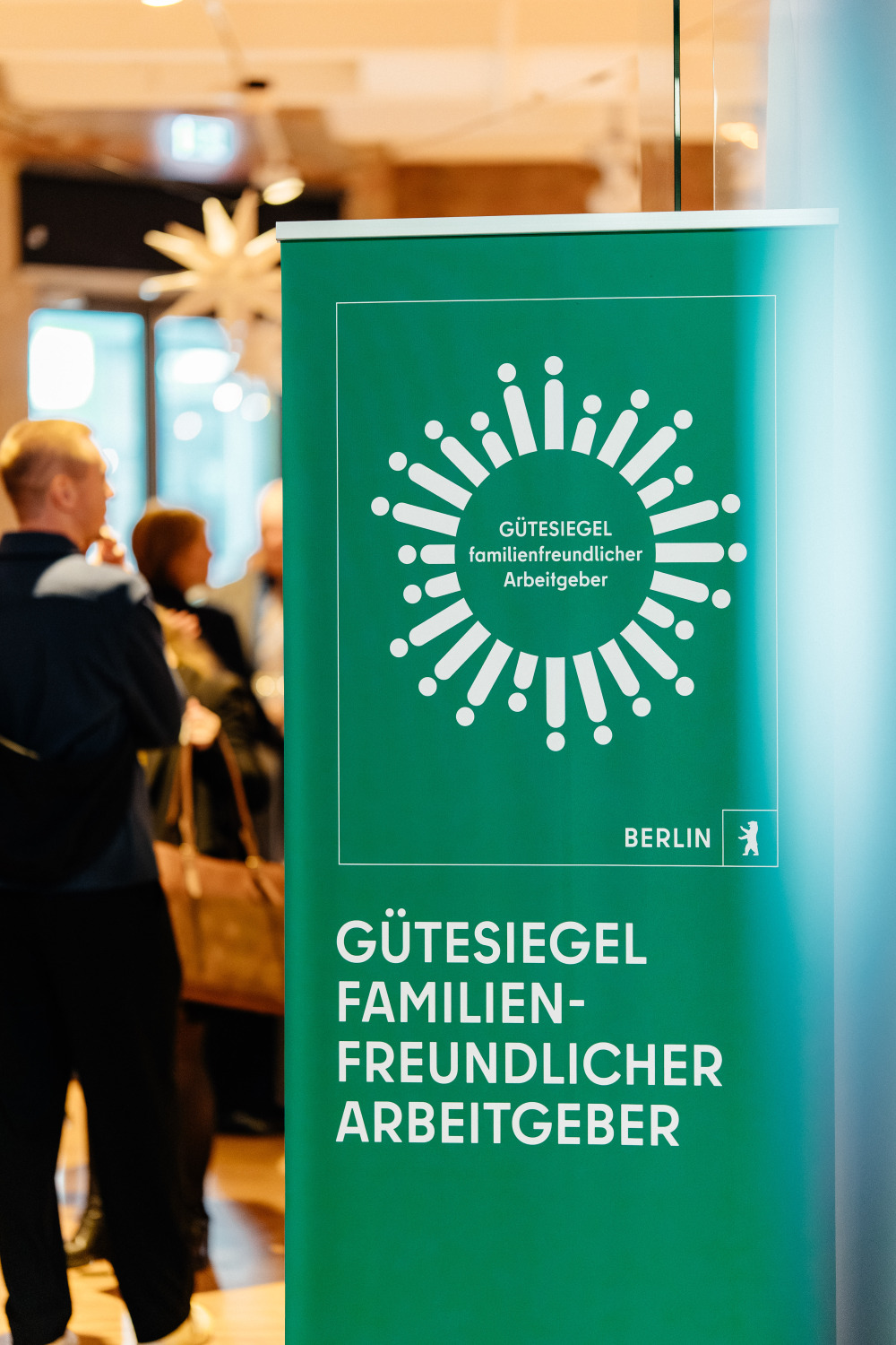 Roll-Up Gütesiegel familienfreundlicher Arbeitgeber