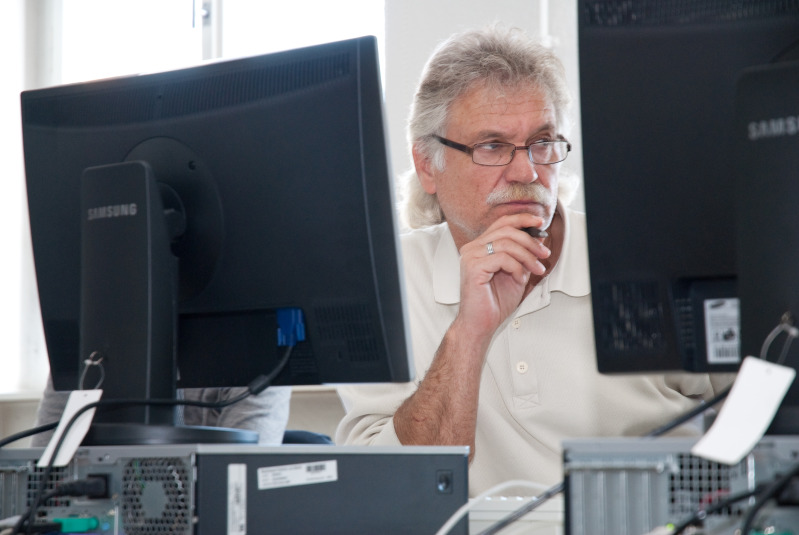 Im Kurs "Datenbanken mit Access" an der Volkshochschule Pankow