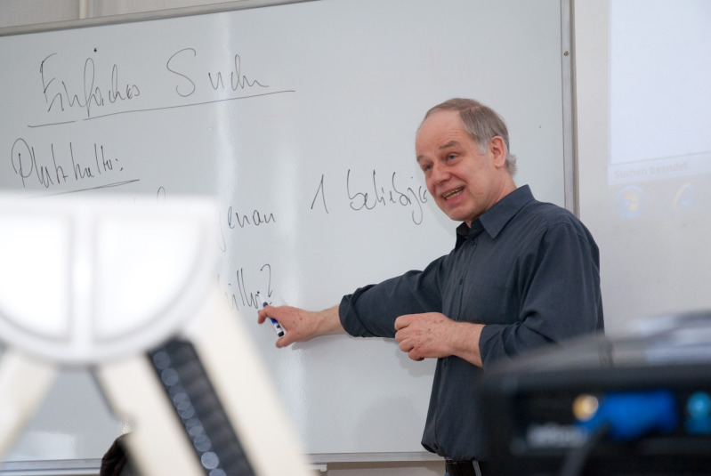 Im Kurs "Datenbanken mit Access" an der Volkshochschule Pankow