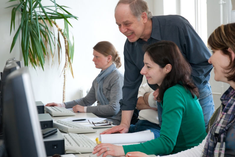Im Kurs "Datenbanken mit Access" an der Volkshochschule Pankow