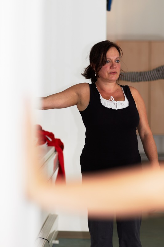 Im Kurs "Rückenwohl und kreuzfidel" an der Volkshochschule Pankow