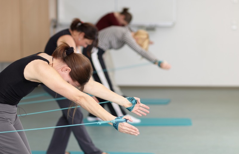 Im Kurs "Rückenwohl und kreuzfidel" an der Volkshochschule Pankow