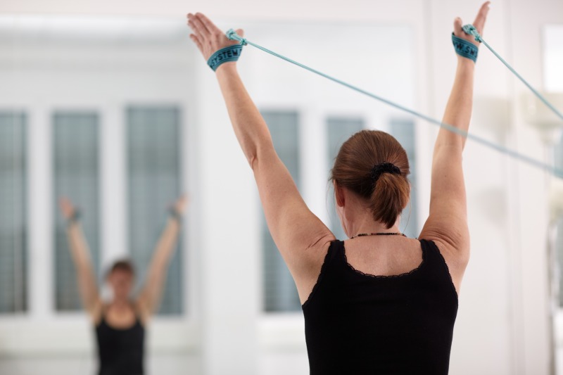 Im Kurs "Rückenwohl und kreuzfidel" an der Volkshochschule Pankow