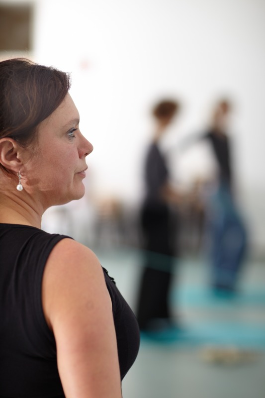 Im Kurs "Rückenwohl und kreuzfidel" an der Volkshochschule Pankow