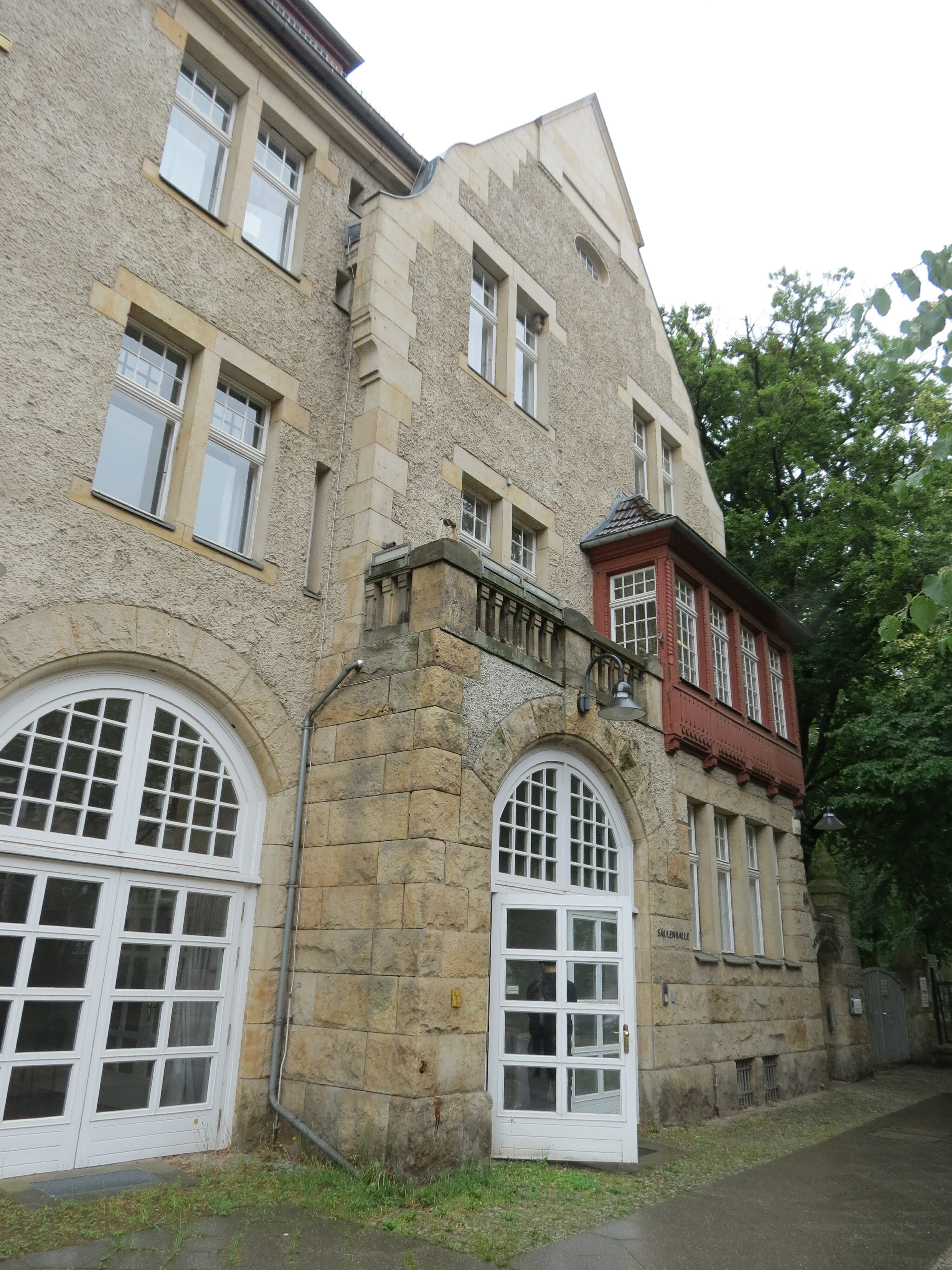Standort der Volkshochschule Steglitz-Zehlendorf in der Onkel-Tom-Straße