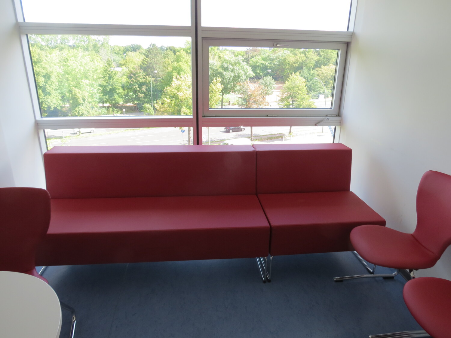 Sitzecke der vhs Reinickendorf